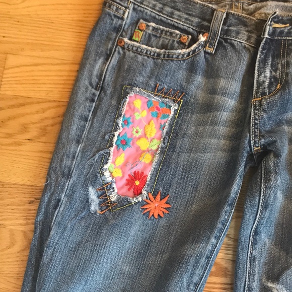 jeans with patches design